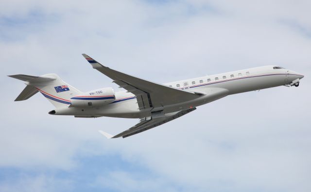 BOMBARDIER BD-700 Global 7500 (VH-TGG) - Climbing from Rwy 34L