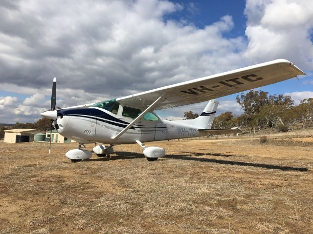 Cessna Skylane (VH-ITC)