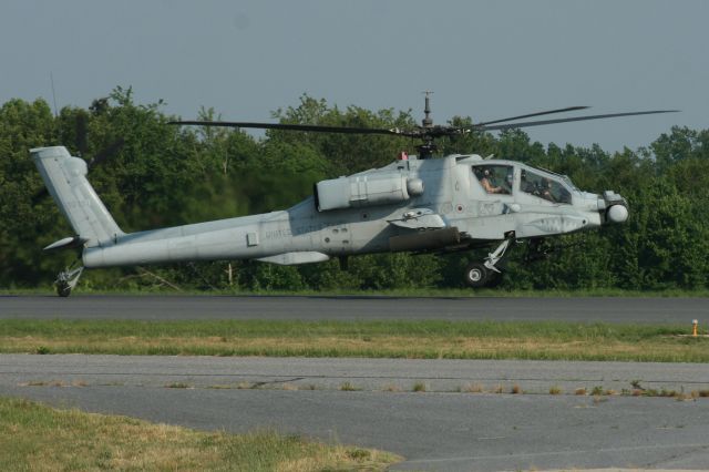 N10113 — - AH-64 Apache at the Hickory Airport NC on June 7 2007 at 18:00