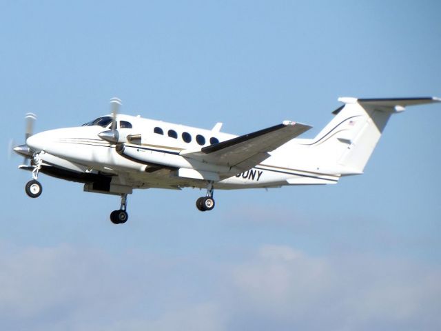 Beechcraft Super King Air 200 (N200NY)