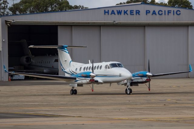 Beechcraft Super King Air 300 (VH-SQR)