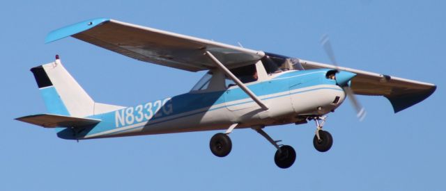 Cessna Commuter (N8332G) - 1965 CESSNA 150F 