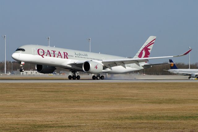 Airbus A350-900 (A7-ALF)