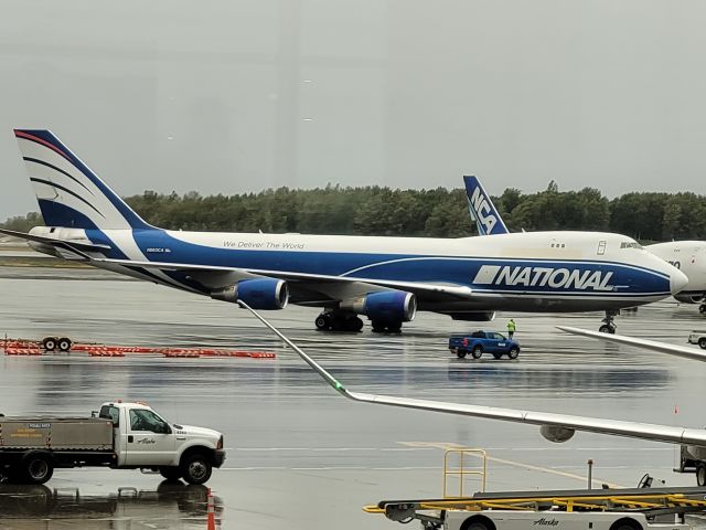 Boeing 747-200 (N663CA)