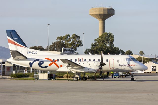 Saab 340 (VH-ZLC) - Regional Express Airlines (VH-ZLC) Saab 340B parked at Wagga Wagga Airport.