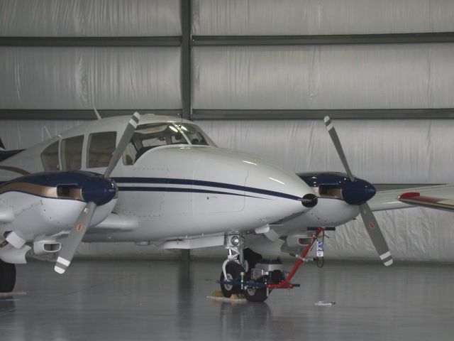 Piper Apache (N14350)