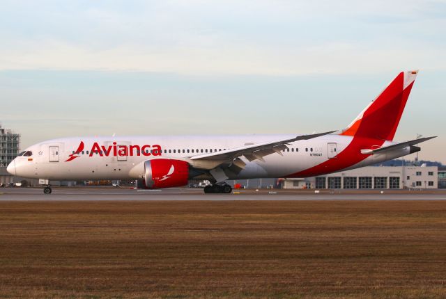 Boeing 787-8 (N780AV)