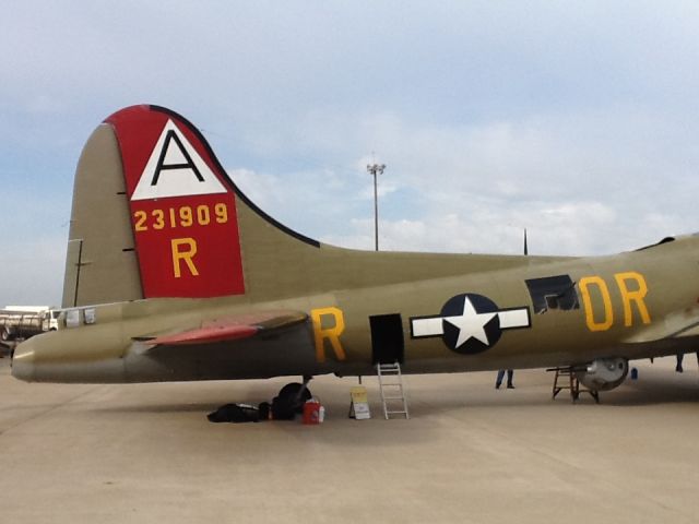 — — - 909 at Rick Husband Airport, Amarillo, TX in 2012. 