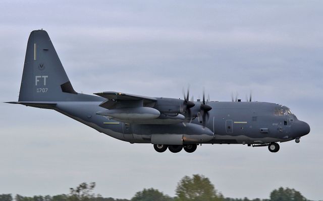 Lockheed C-130 Hercules (09-5707) - usaf hc-130j 09-5707 about to land at shannon 25/9/15.