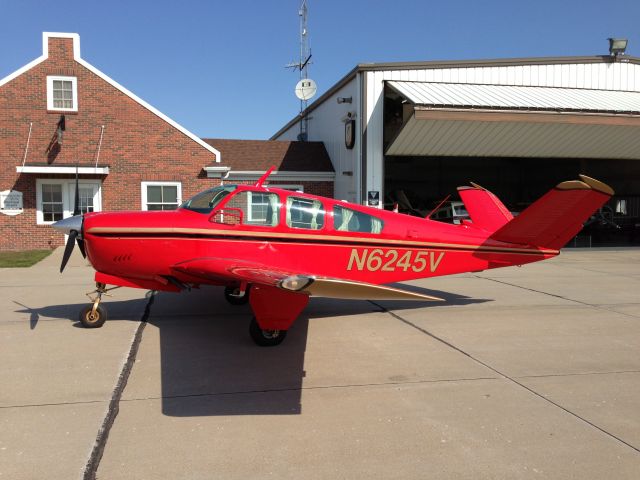 Beechcraft 35 Bonanza (N6245V)