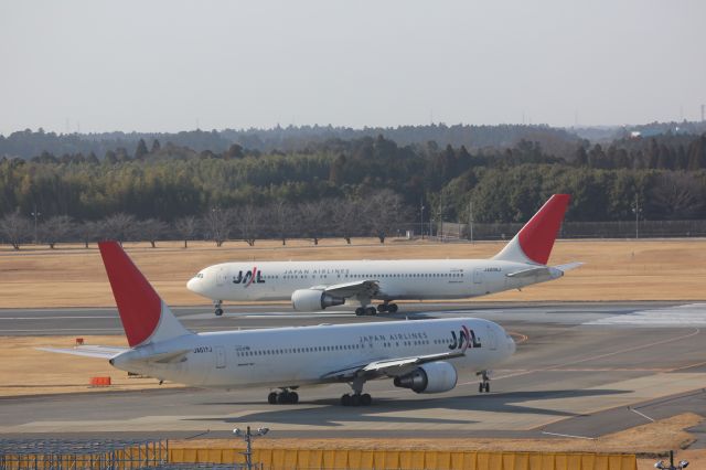 BOEING 767-300 (JA617J)