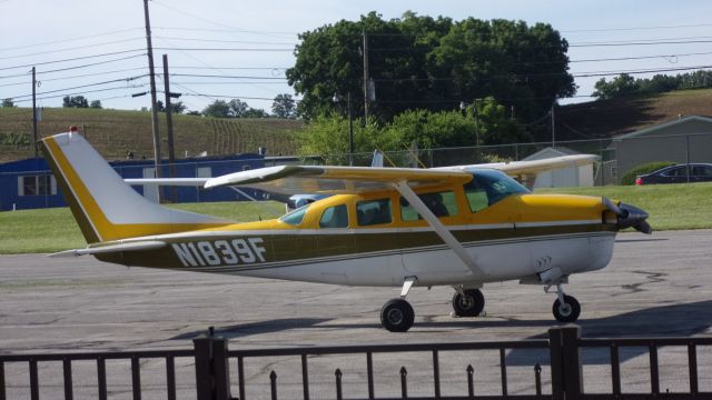 Cessna Centurion (N1839F)