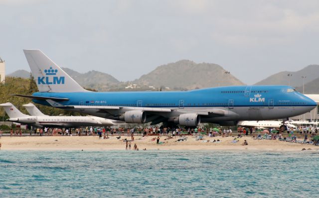 Boeing 747-400 (PH-BFG)