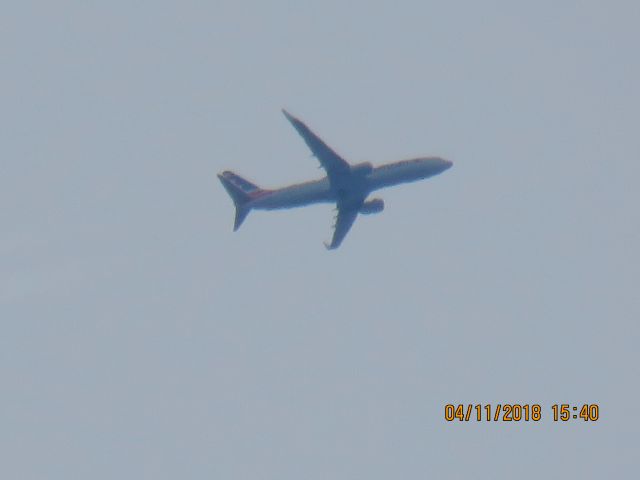 Boeing 737-800 (N889NN)