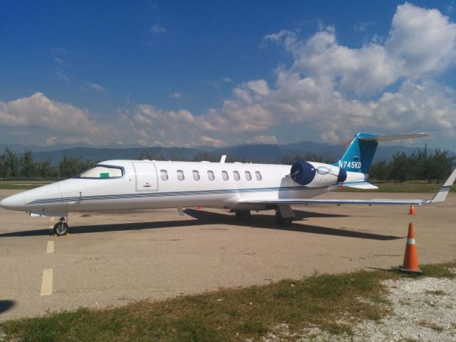 Learjet 45 (N745KD)