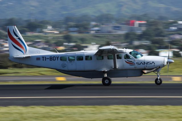 Cessna Caravan (TI-BDY)