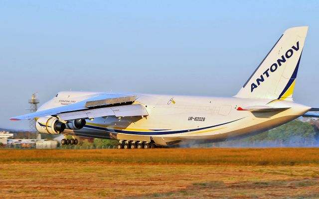 Antonov An-124 Ruslan (UR-82029) - adb2034 an-124-100 ur-82029 landing at shannon from gdansk poland this evening 3/5/17.