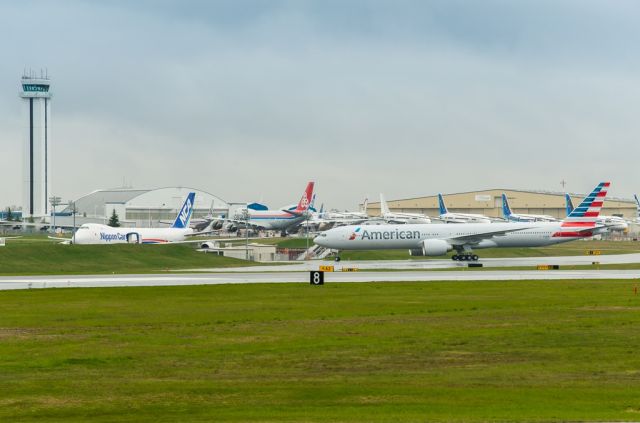 Boeing 777-200 (N728AN) - Going back to the stall after completing all flight tests before delivery