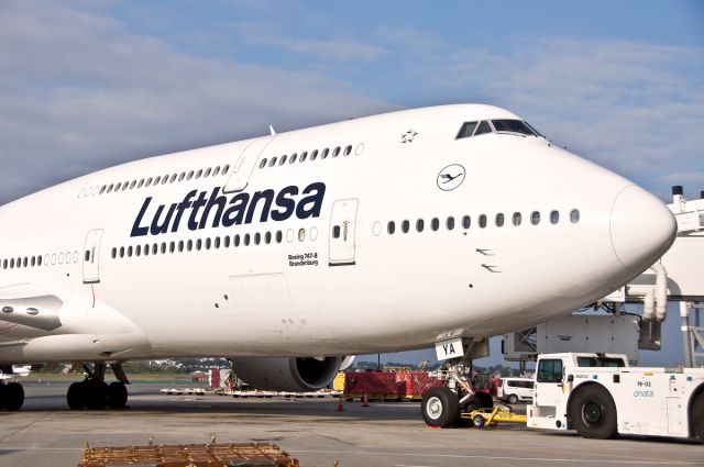 BOEING 747-8 (D-ABYA) - Boeing 747-8 Brandenburg