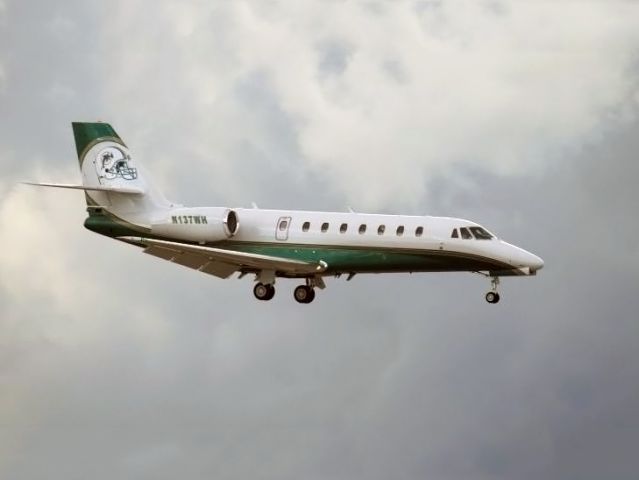 Cessna Citation Sovereign (N137WH) - A very nice Cessna Sovereign. Raw photo courtesy of LEARJETMIAMI - thank you!