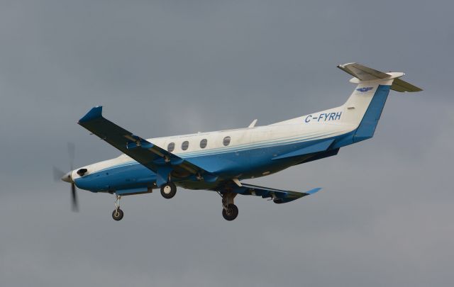 Pilatus PC-12 (C-FYRH) - On final to 24R in CYHU. 29-09-2020