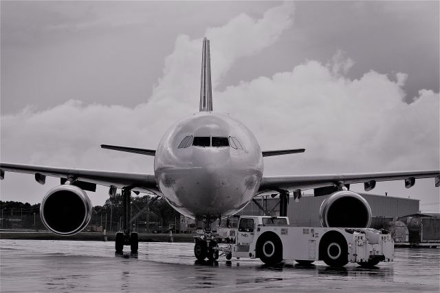 Airbus A300F4-600 (N628FD) - Fed Ex Departure after the Thunderstorm.