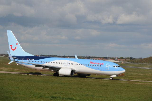Boeing 737-800 (G-FDZW)