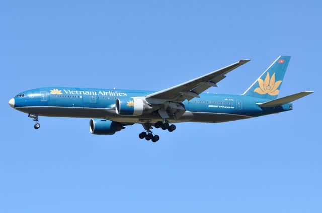 Boeing 777-200 (VN-A143)