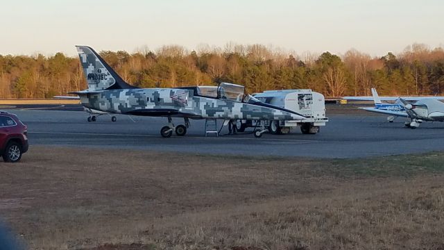 Aero L-39 Albatros (N491SC) - Refueling