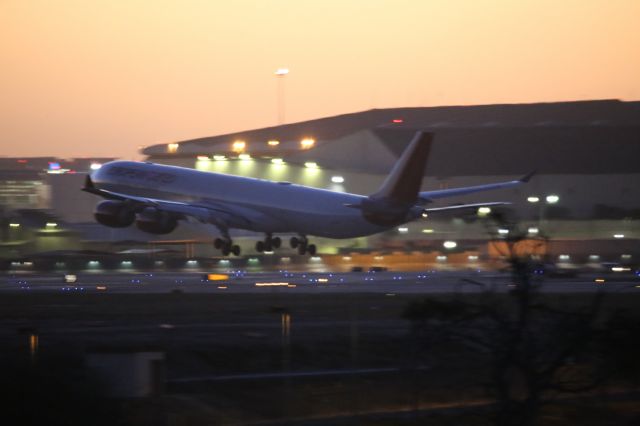 Airbus A340-600 (9H-PPE)