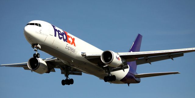 BOEING 767-300 (N114FE) - Arrival 30L, from KMEM, FedEx # 540  05-19-2015