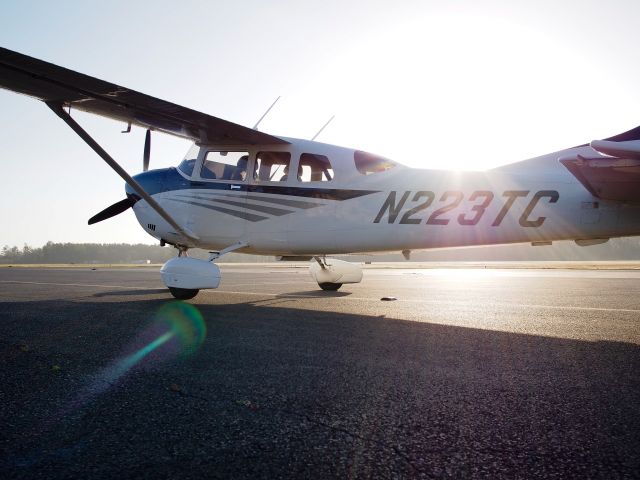 Cessna 206 Stationair (N223TC)