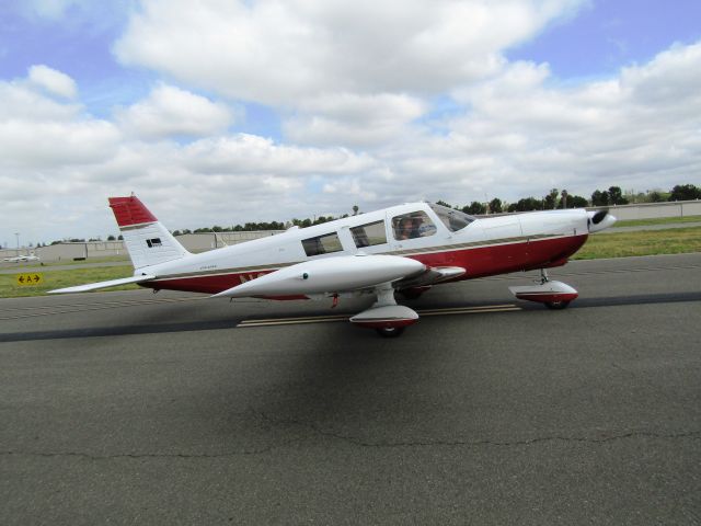 Piper Saratoga (N3841W) - Taxiing at Fullerton