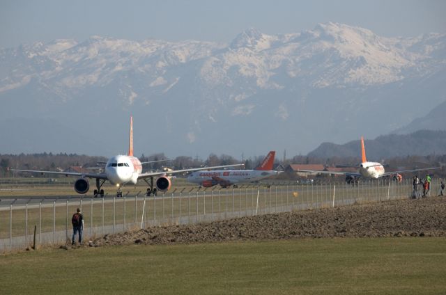 Airbus A319 (G-EZPG) - Easyjet everywhere