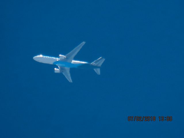 BOEING 767-300 (N1049A)