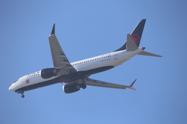 Boeing 737 MAX 8 (C-GELQ)