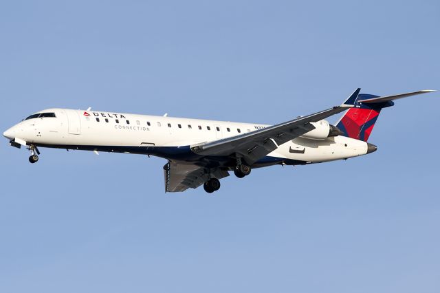 Canadair Regional Jet CRJ-700 (N376CA)