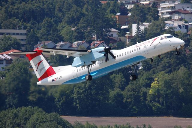 de Havilland Dash 8-400 (OE-LGA)