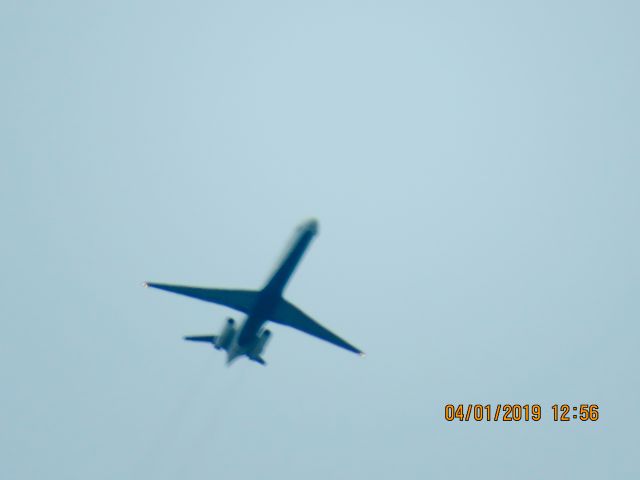 McDonnell Douglas MD-88 (N983DL)