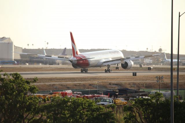 Boeing 787-9 Dreamliner (VH-ZNK)