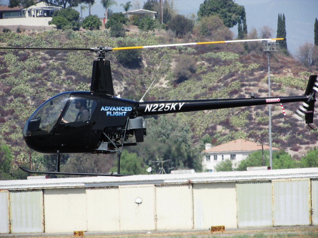 Robinson R-22 (N225KY) - Landing at Brackett Field