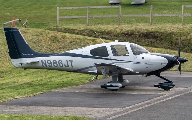 Cirrus SR22 Turbo (N986JT)