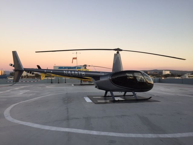 Robinson R-44 (N4487B)
