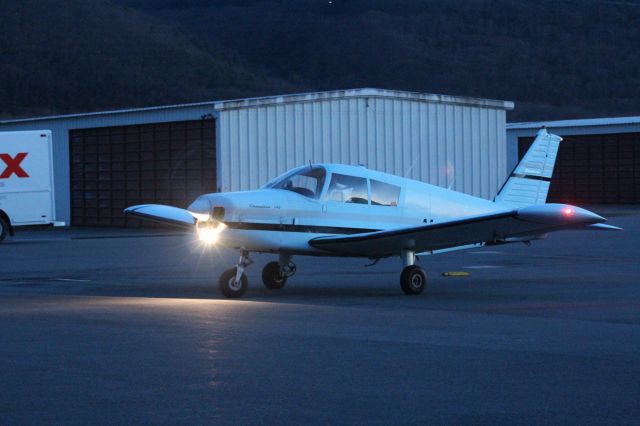 Piper Cherokee (N4634R) - Taxiing out for take off and return home.