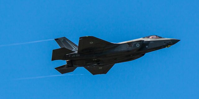 Lockheed F-35C (A35033) - F35 departing RAAF Williamtown to conduct airshow.