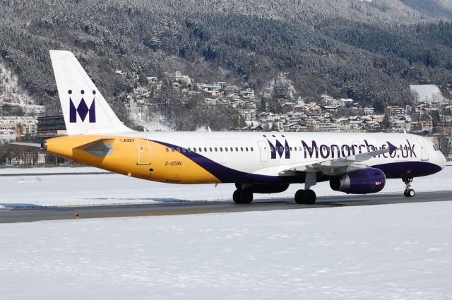 Airbus A321 (G-OZBN)