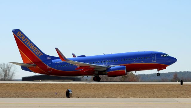 Boeing 737-700 (N495WN)