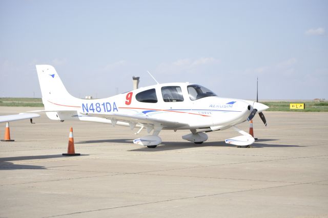 Cirrus SR-20 (N481DA)