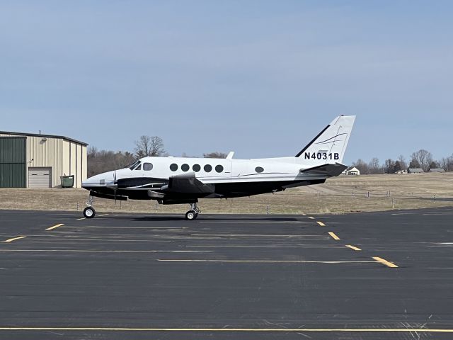 Beechcraft King Air 100 (N4031B) - 1980 Beechcraft King Air 100