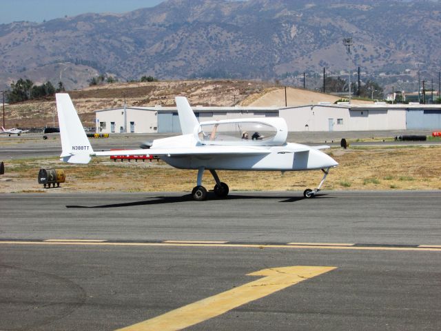 Experimental  (N388TT) - Taxiing to RWY 26L